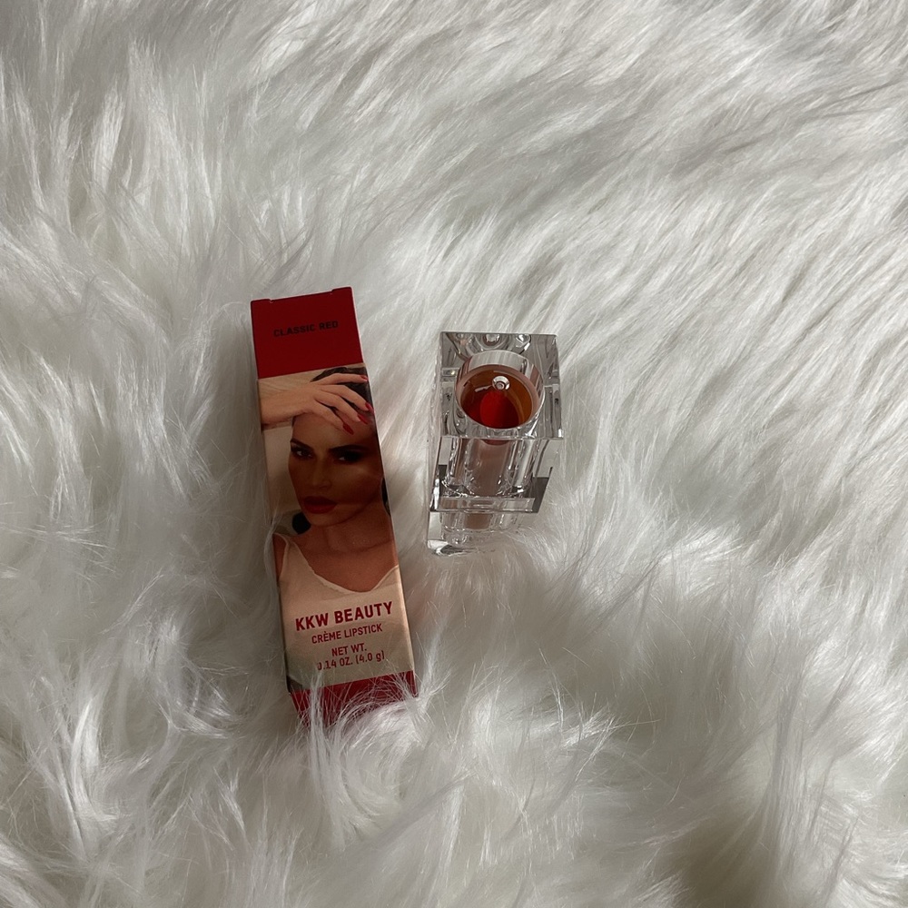 KKW BEAUTY CLASSIC RED CREAM LIPSTICK